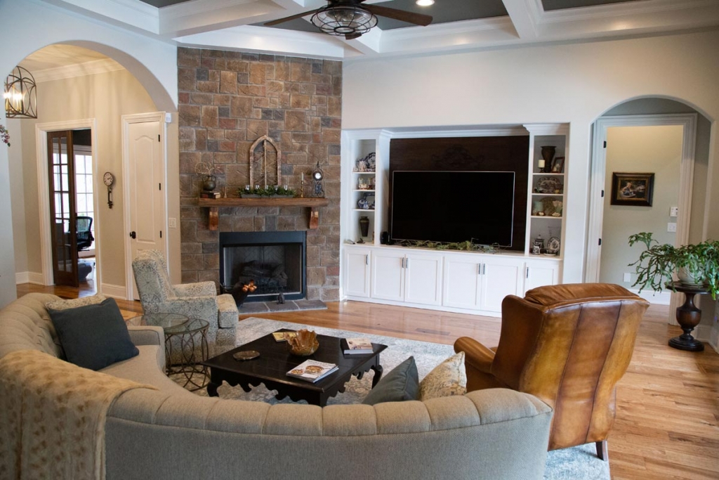 Beautiful living room design by Hannah Custom Homes
